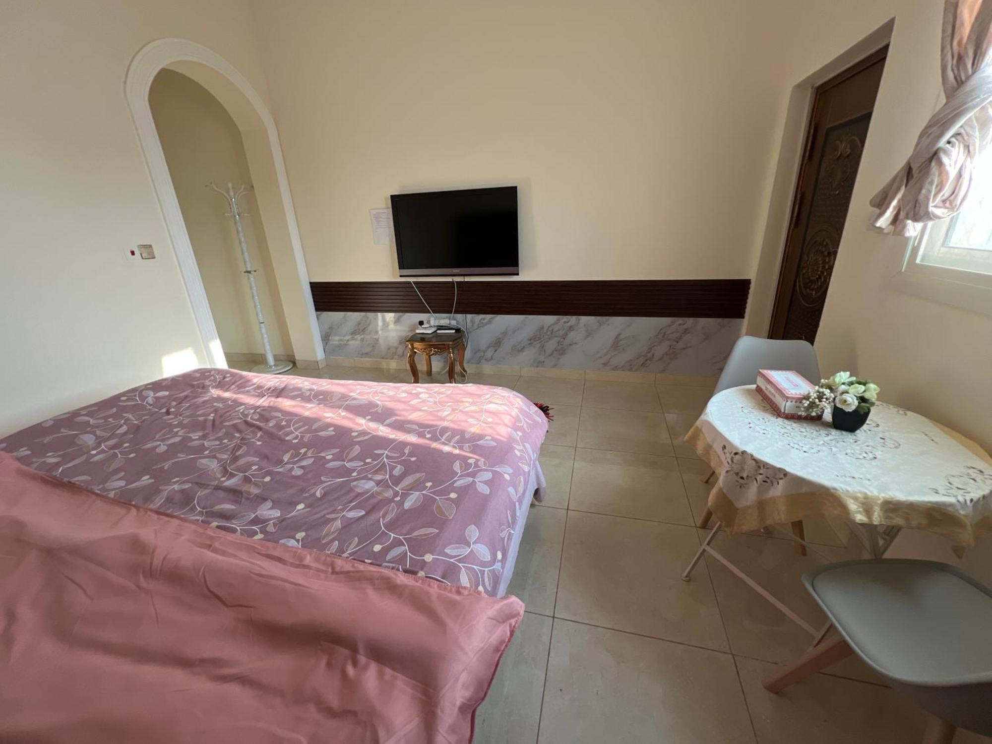 Alhosani * Abu Dhabi
